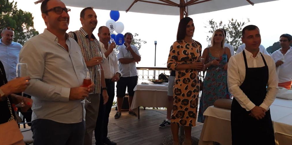 Svečana večera restoran Hrast Poreč Premium Yacht Insurance