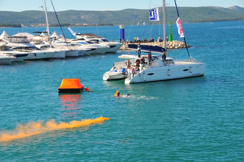 Yacht-Pool Safety at Sea napuhana splav za spašavanje na 17. BBS 2015.