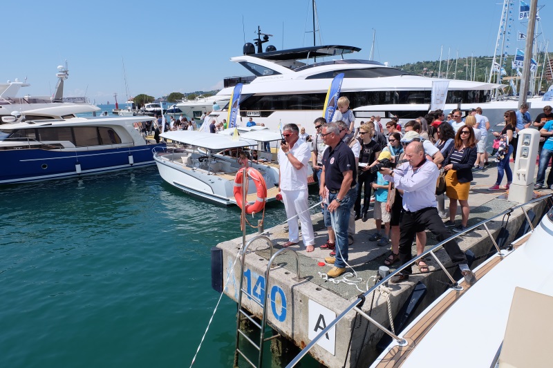 Internautica 2016. Safety at Sea Yacht-Pool